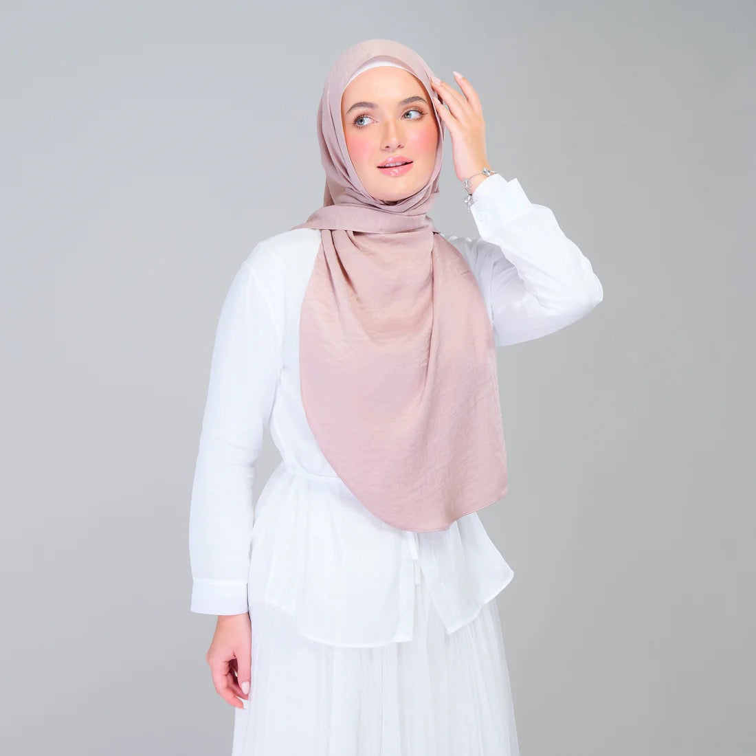Instant Tag n' Go Shawl | Textured Silk in Nude Rose