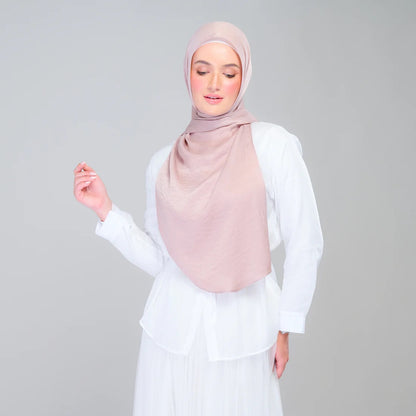 Instant Tag n' Go Shawl | Textured Silk in Nude Rose