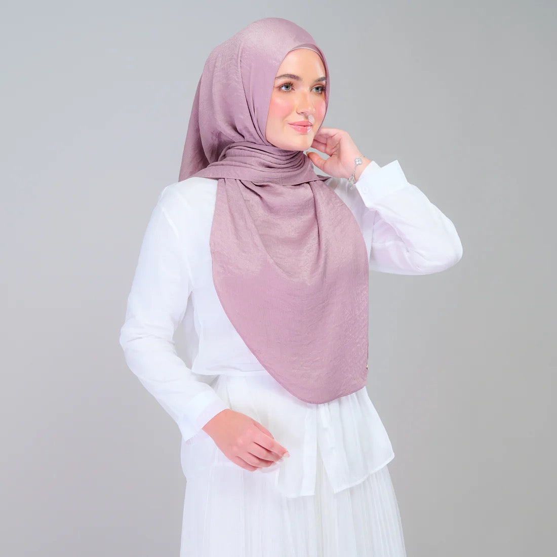 Instant Tag n' Go Shawl | Textured Silk in Deep Rose