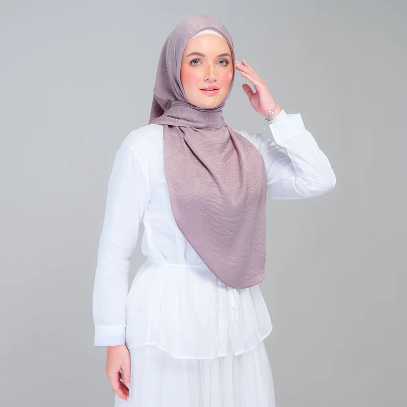 Instant Tag n' Go Shawl | Textured Silk in Ash Taupe