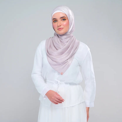 Raia Shawl | Ironless Shimmer in Classic Taupe