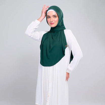 Instant Tag n' Go Shawl | Chiffon Silk in Emerald Green