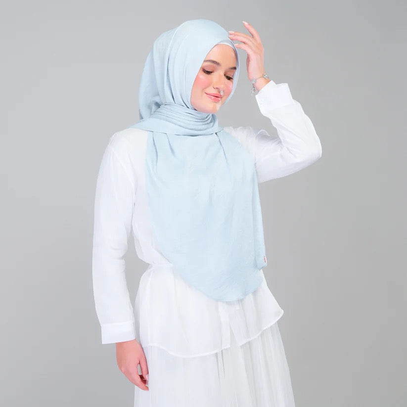 Instant Tag n' Go Shawl | Textured Silk in Soft Blue