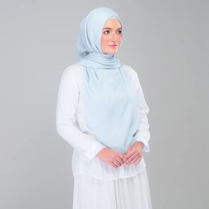 Instant Tag n' Go Shawl | Textured Silk in Soft Blue