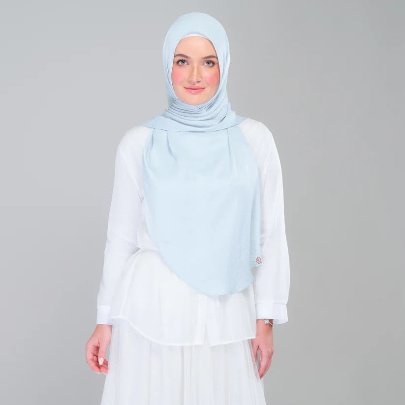 Instant Tag n' Go Shawl | Textured Silk in Soft Blue