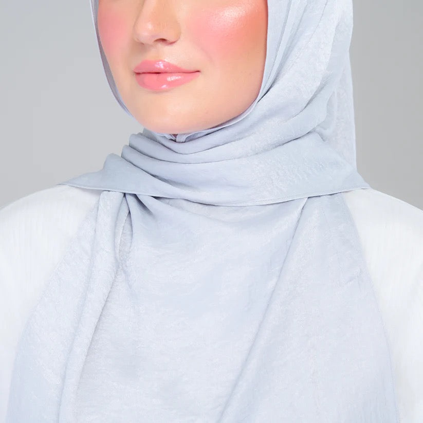 Instant Tag n' Go Shawl | Textured Silk in Light Grey