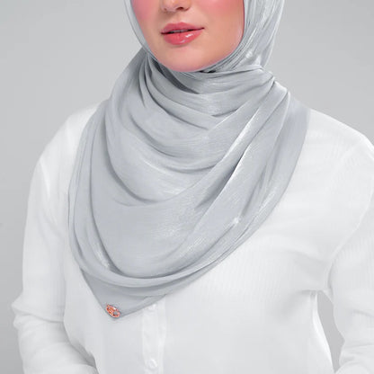 Semi Instant Dolce Raia Shimmer in Light Grey