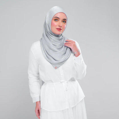 Semi Instant Dolce Raia Shimmer in Light Grey