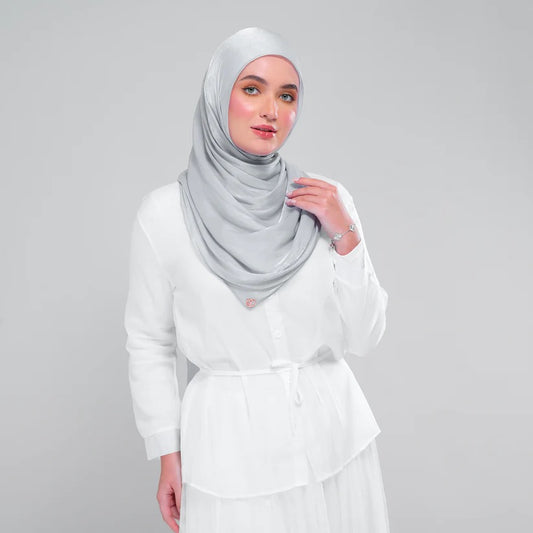 Semi Instant Dolce Raia Shimmer in Light Grey