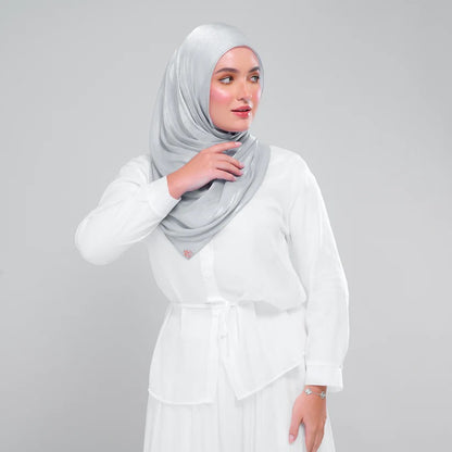 Semi Instant Dolce Raia Shimmer in Light Grey