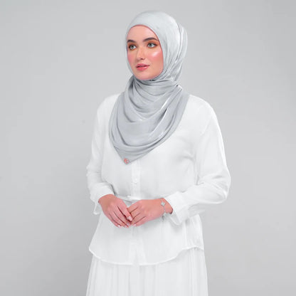 Semi Instant Dolce Raia Shimmer in Light Grey