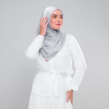 Semi Instant Dolce Raia Shimmer in Light Grey