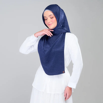 Instant Tag n' Go Shawl | Textured Silk in Navy Blue