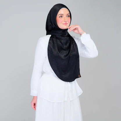 Instant Tag n' Go Shawl | Textured Silk in Black