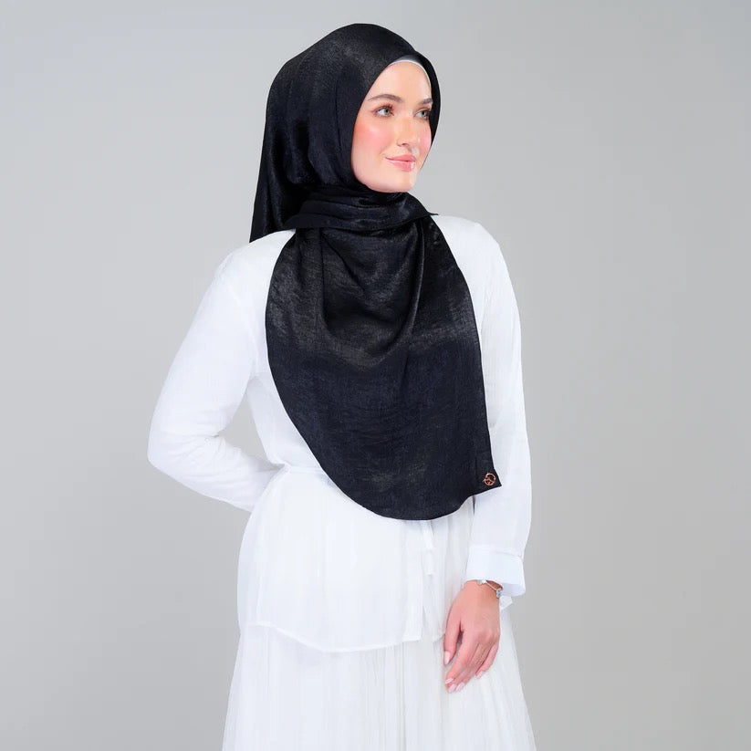 Instant Tag n' Go Shawl | Textured Silk in Black