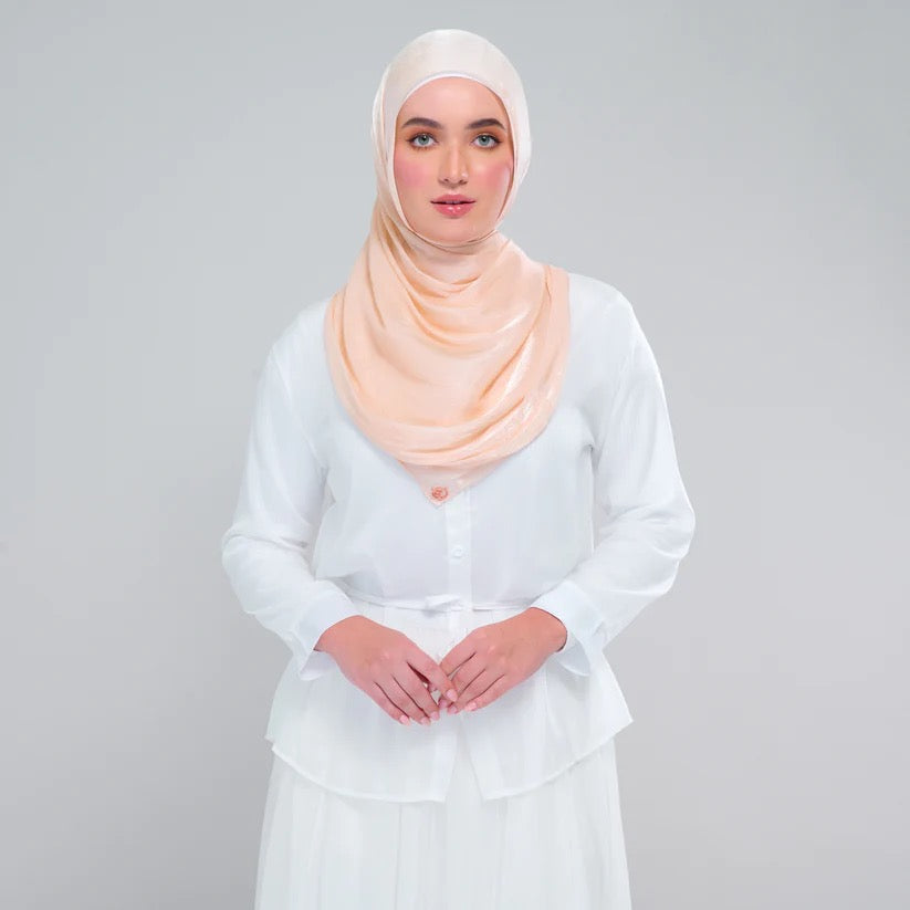 Raia Shawl | Ironless Shimmer in Rose Gold
