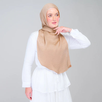 Instant Tag n' Go Shawl | Textured Silk in Caramel Latte