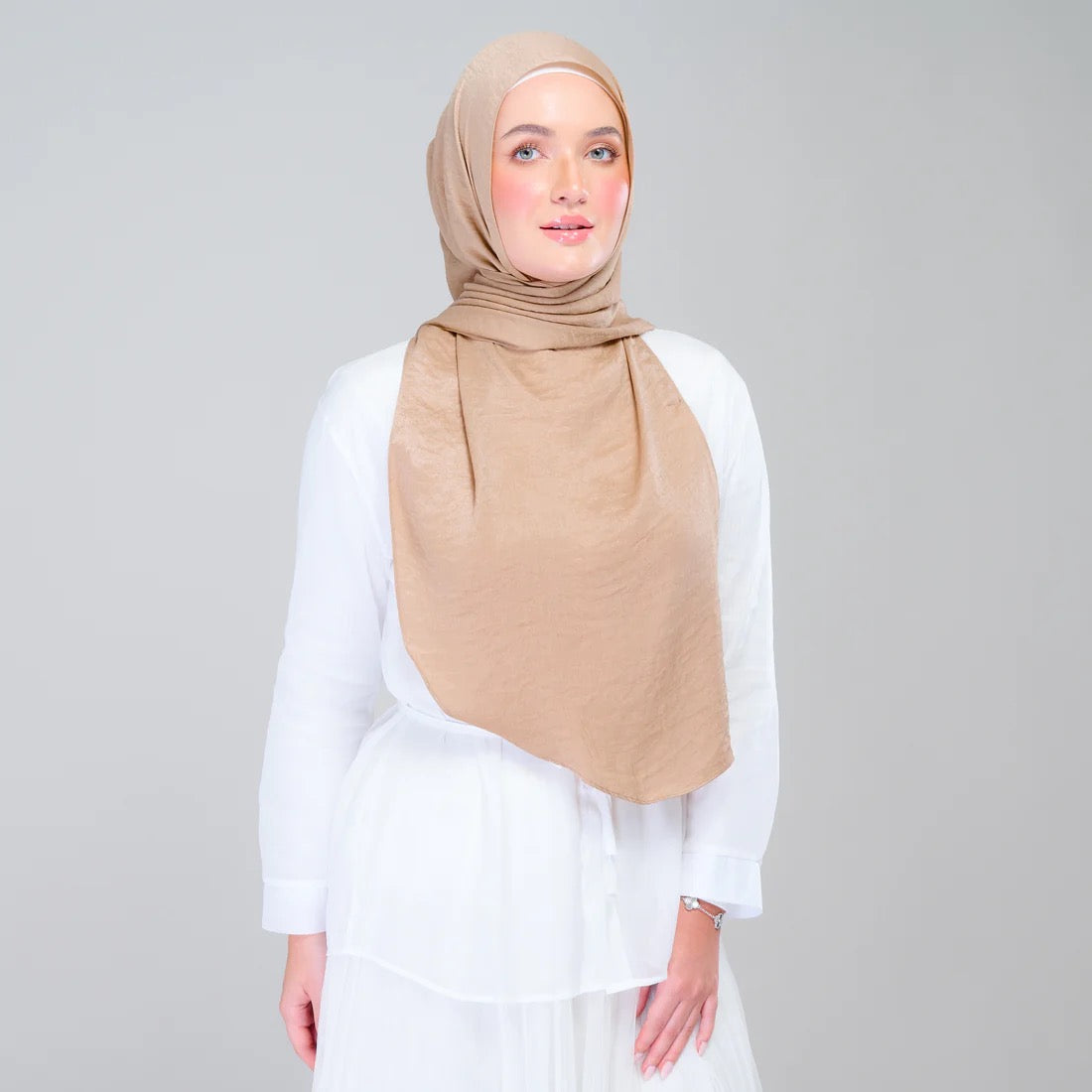 Instant Tag n' Go Shawl | Textured Silk in Caramel Latte