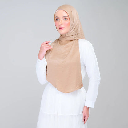 Instant Tag n' Go Shawl | Textured Silk in Caramel Latte