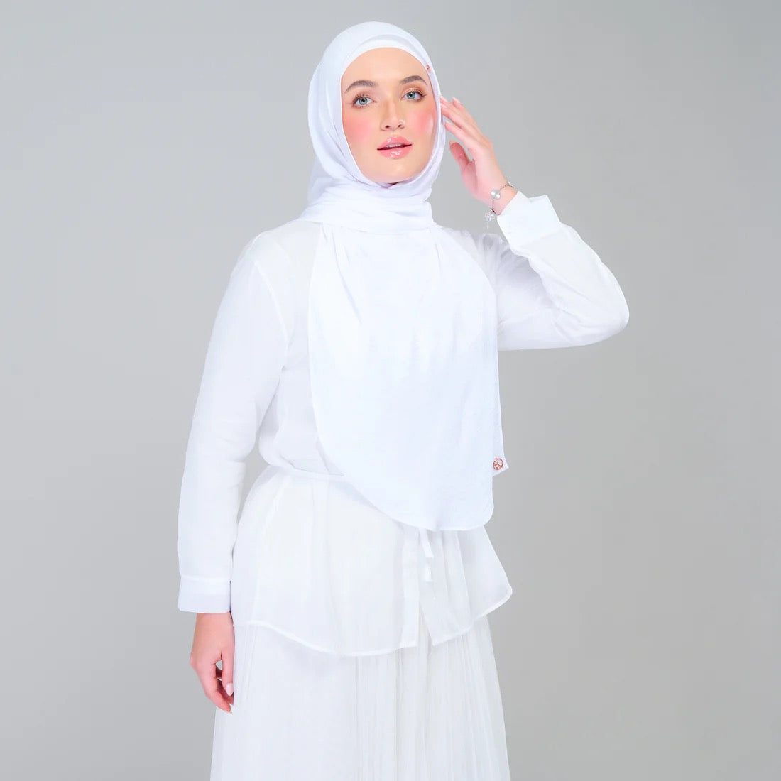 Instant Tag n' Go Shawl | Textured Silk in Pure White