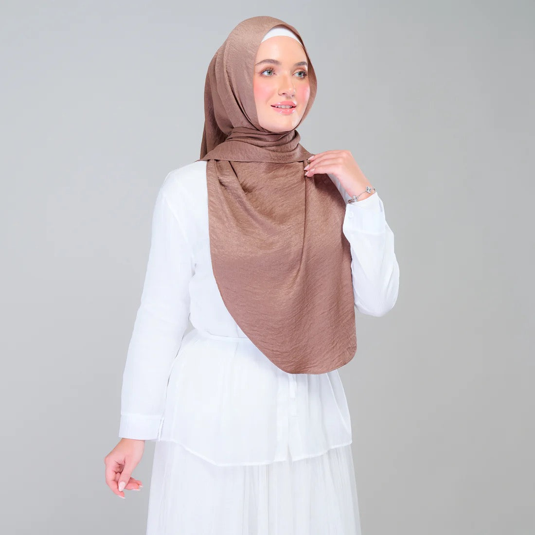 Instant Tag n' Go Shawl | Textured Silk in Mocha