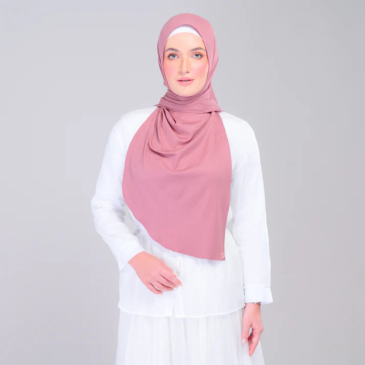 Instant Tag n' Go Shawl | Dusty Berry