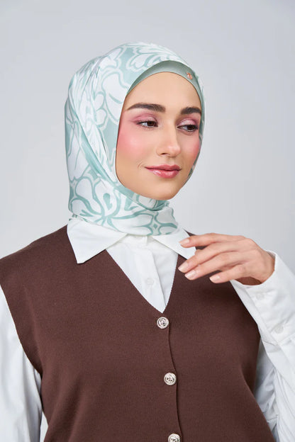 [★New] HoodX Luxe Printed Set in Seraphina