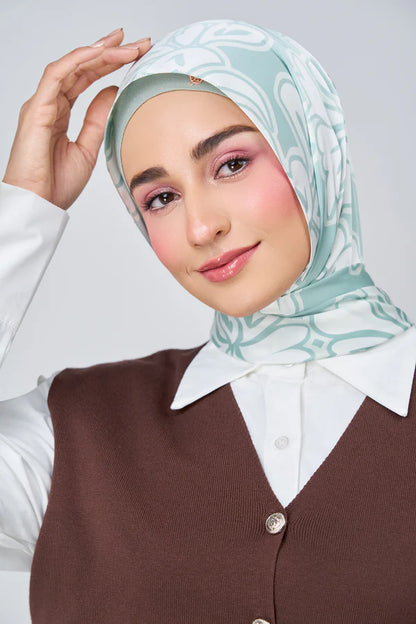 [★New] HoodX Luxe Printed Set in Seraphina