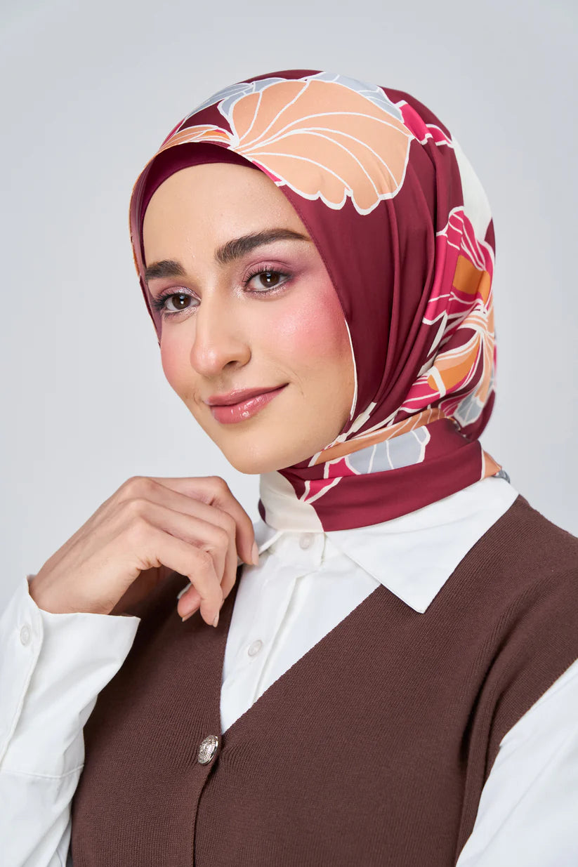 [★New] HoodX Luxe Printed Set in Serenia