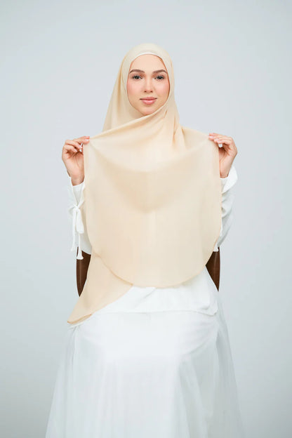 [★New] HoodX Curve [Pearl Chiffon] in Warm Vanilla