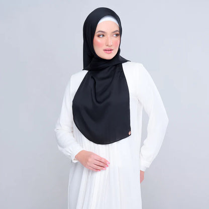 Instant Tag n' Go Butterfly | Textured Satin in Black