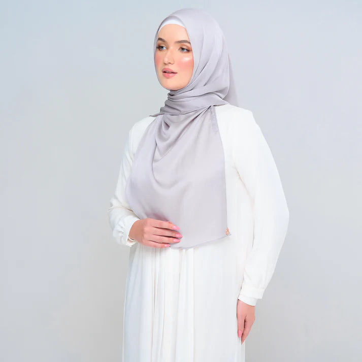 Instant Tag n' Go Butterfly | Textured Satin in Light Silver