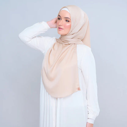 Instant Tag n' Go Butterfly | Textured Satin in Sandy Nude