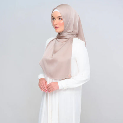Instant Tag n' Go Butterfly | Textured Satin in Warm Chai
